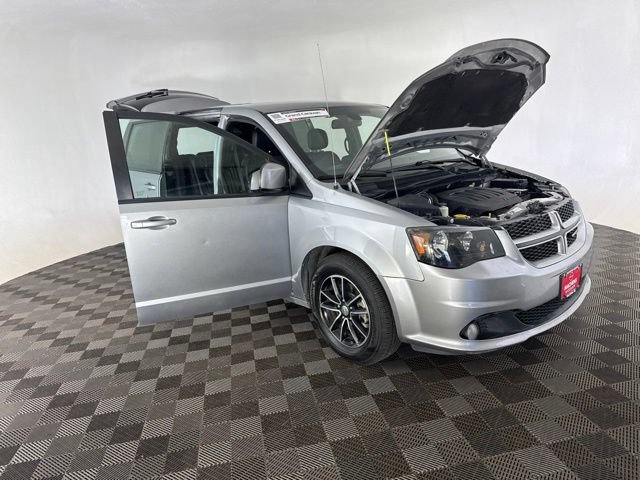Used 2019 Dodge Grand Caravan GT FWD image 12