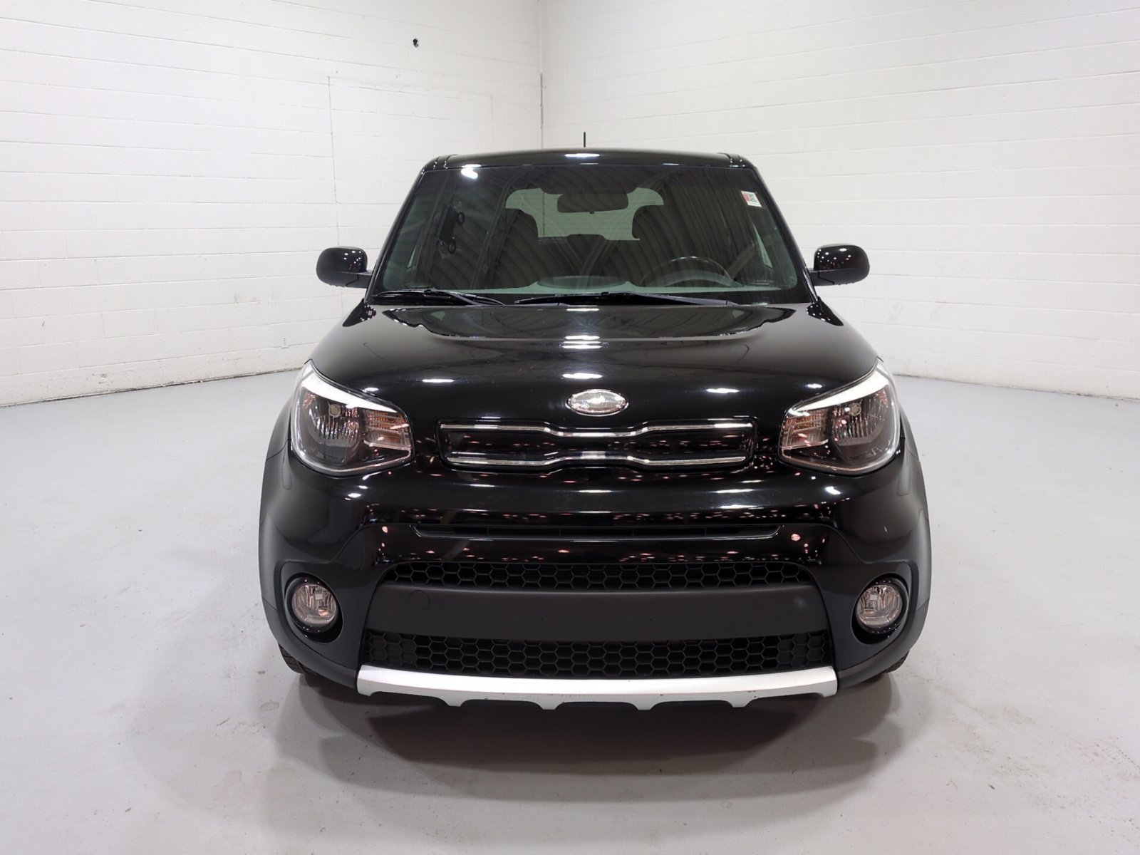 Used 2017 Kia Soul + w/ Audio Package FWD image 8