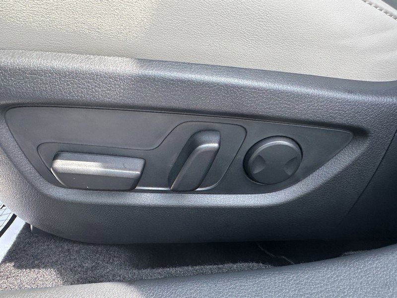 Used 2025 MAZDA CX-30 AWD 2.5 S w/ Preferred Package image 16