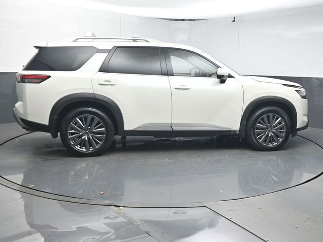 Used 2023 Nissan Pathfinder SL w/ SL Premium Package image 8