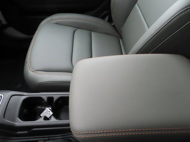 New 2026 Jeep Gladiator Mojave w/ Technology Group image 38