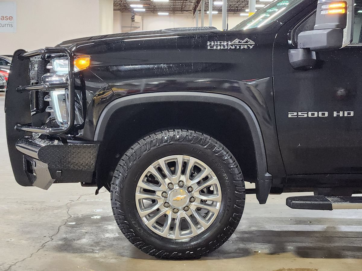 Used 2022 Chevrolet Silverado 2500 High Country AWD/4WD image 5