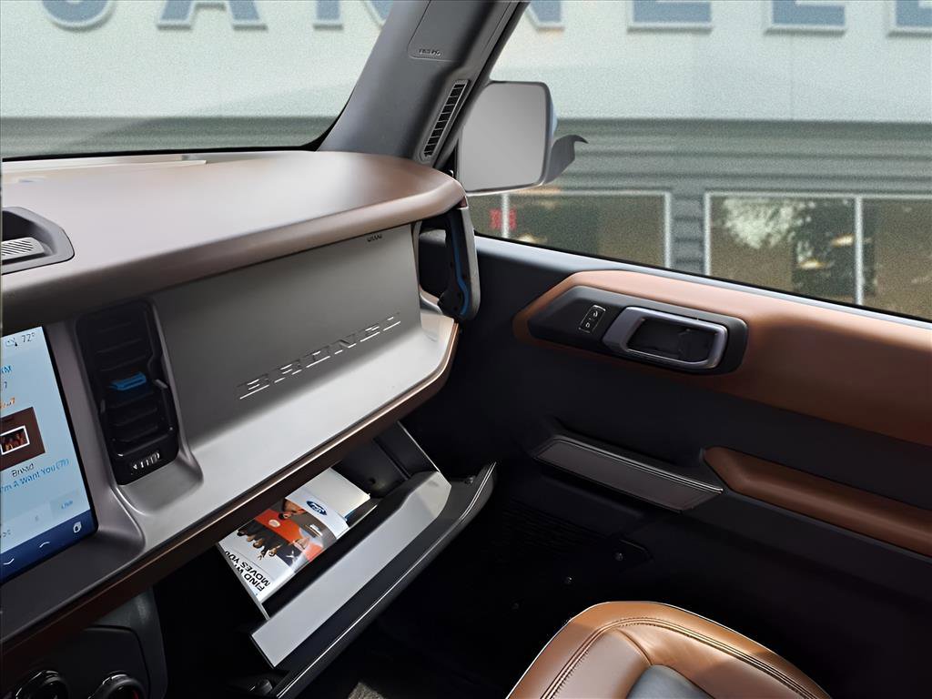 Used 2022 Ford Bronco Outer Banks image 21