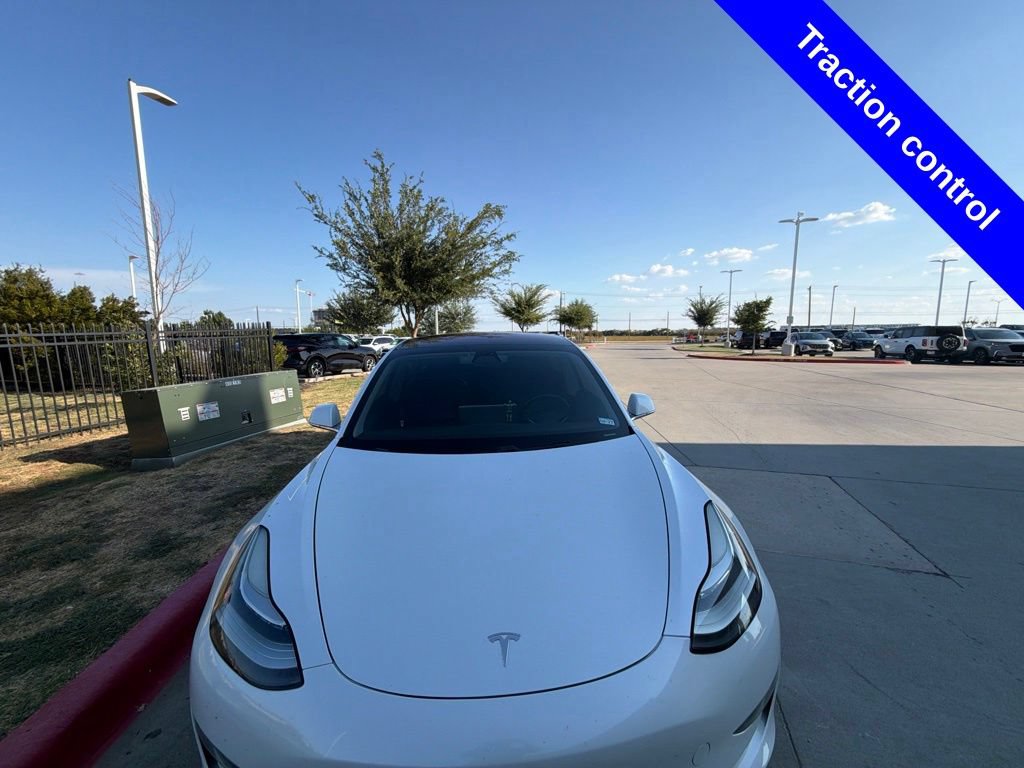 Used 2018 Tesla Model 3 Long Range RWD image 9