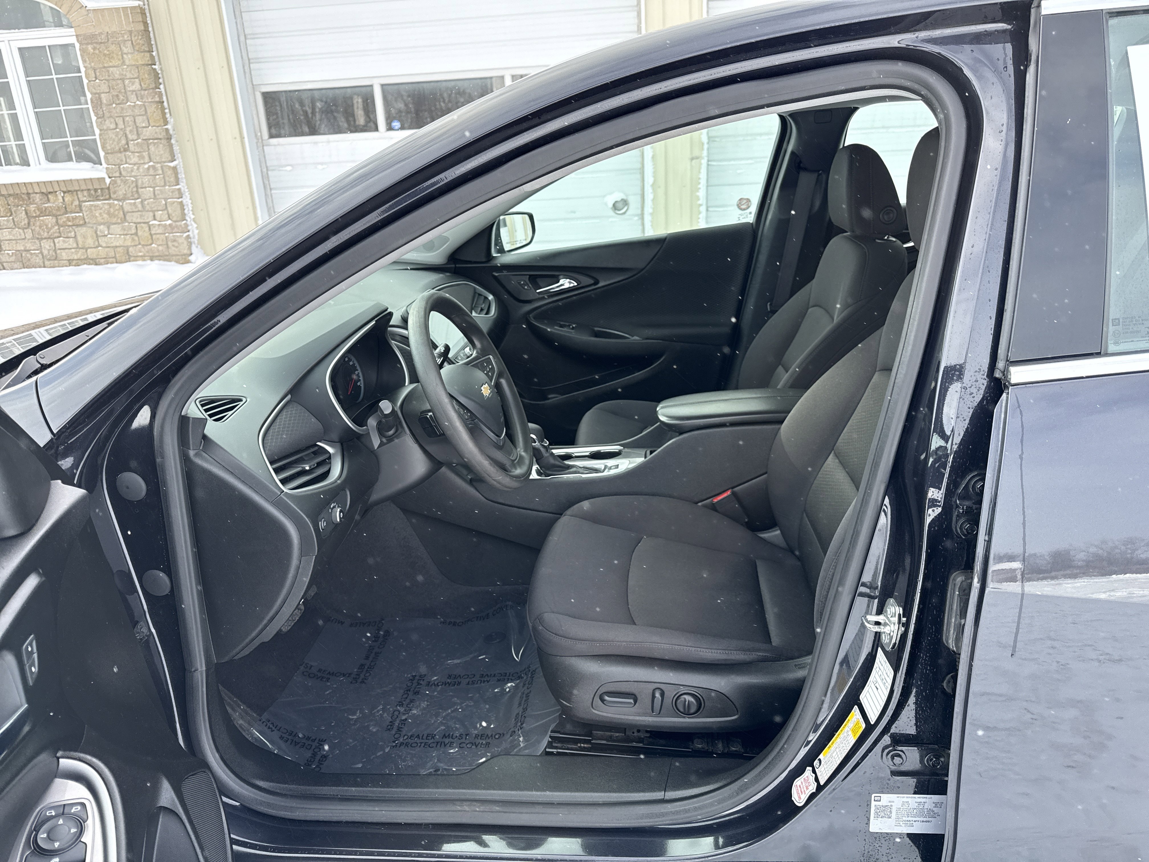 Used 2023 Chevrolet Malibu LT image 15