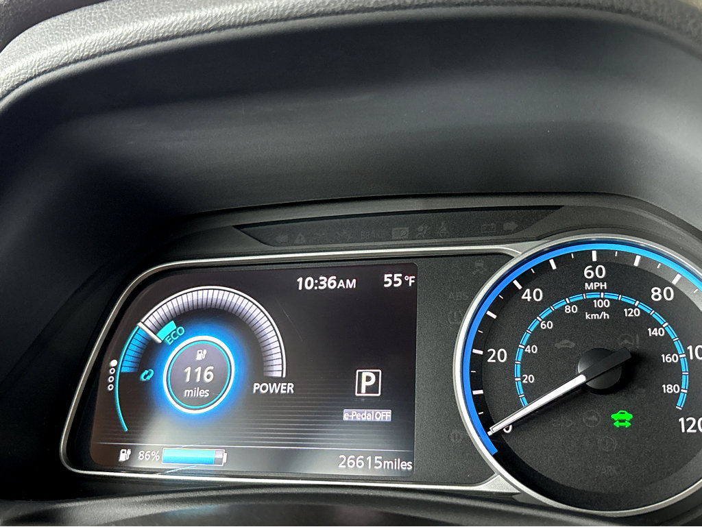 Used 2021 Nissan Leaf SV w/ SV Technology Package image 5