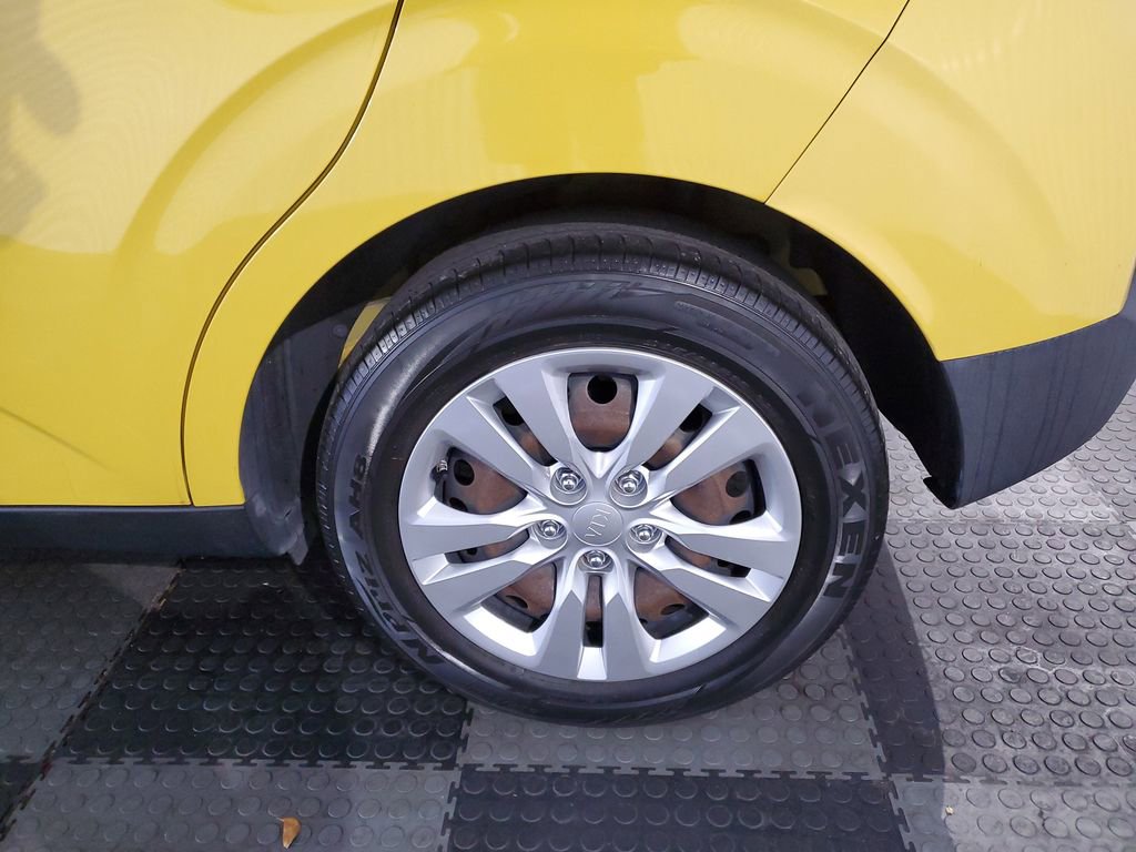 Used 2020 Kia Soul LX FWD image 10