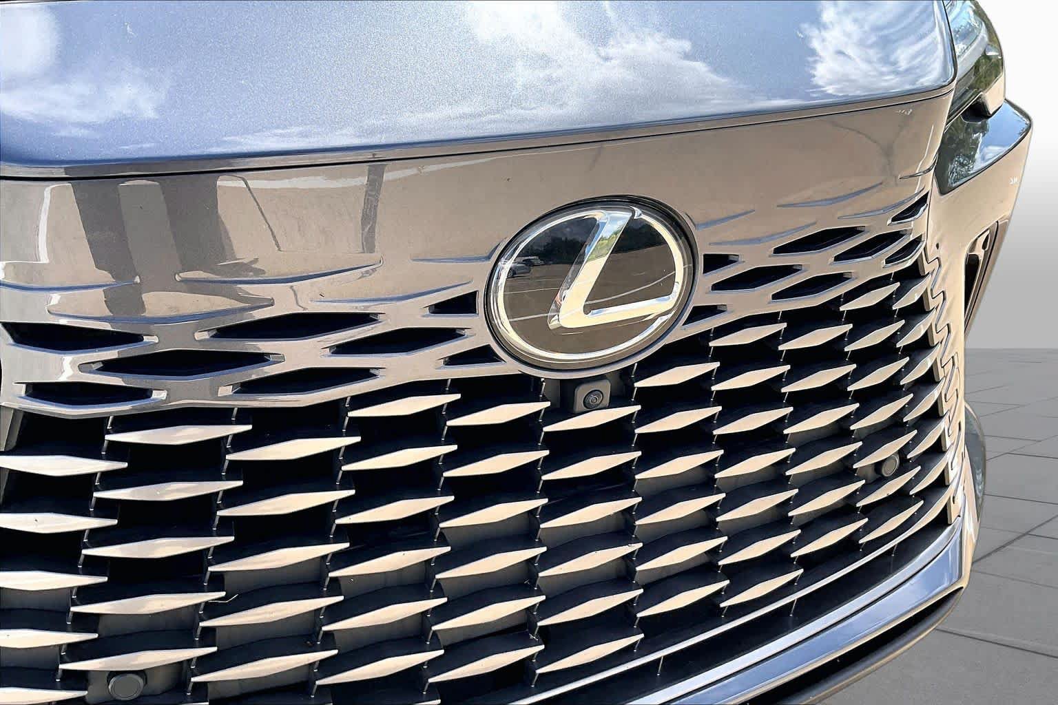 Certified 2025 Lexus RX 350 Premium w/ Accessory Package (Z1) FWD image 30