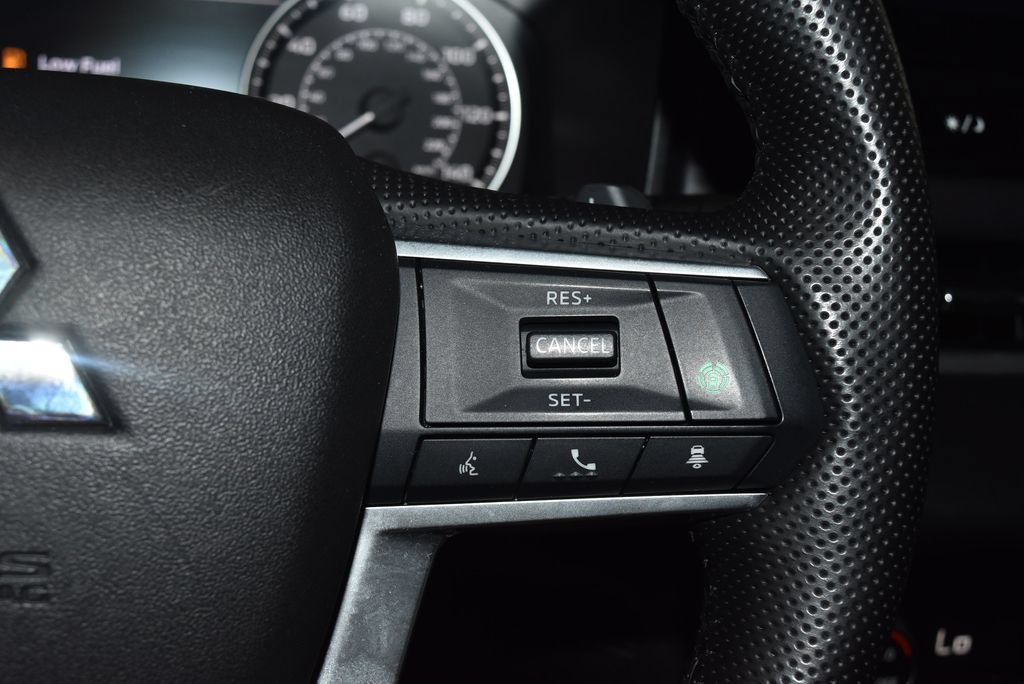 Used 2025 Mitsubishi Outlander SE AWD/4WD image 9