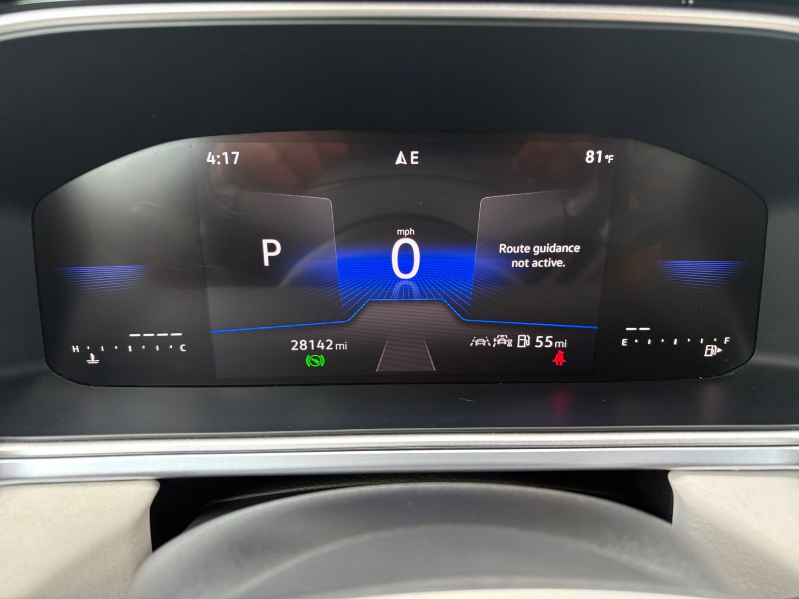 Certified 2025 Volkswagen Taos SE FWD image 17