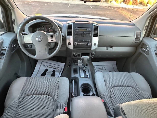 Used 2009 Nissan Frontier SE w/ SE Value Truck Pkg image 18