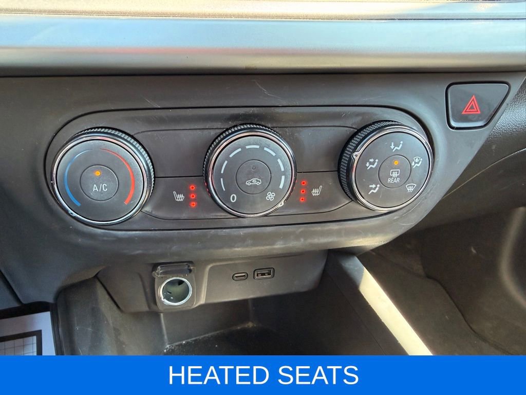 Used 2024 Chevrolet Trax LS w/ LS Convenience Package image 3