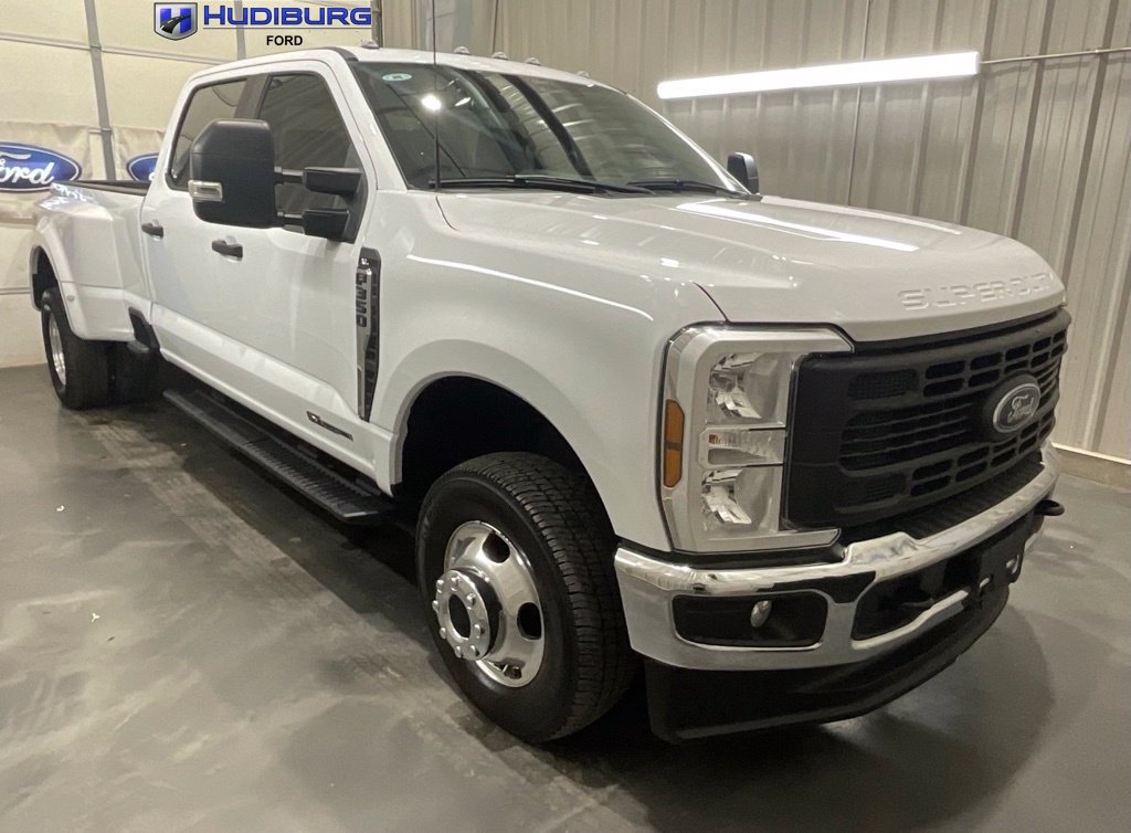 Used 2024 Ford F350 XL w/ XL Driver Assist Package AWD/4WD image 1