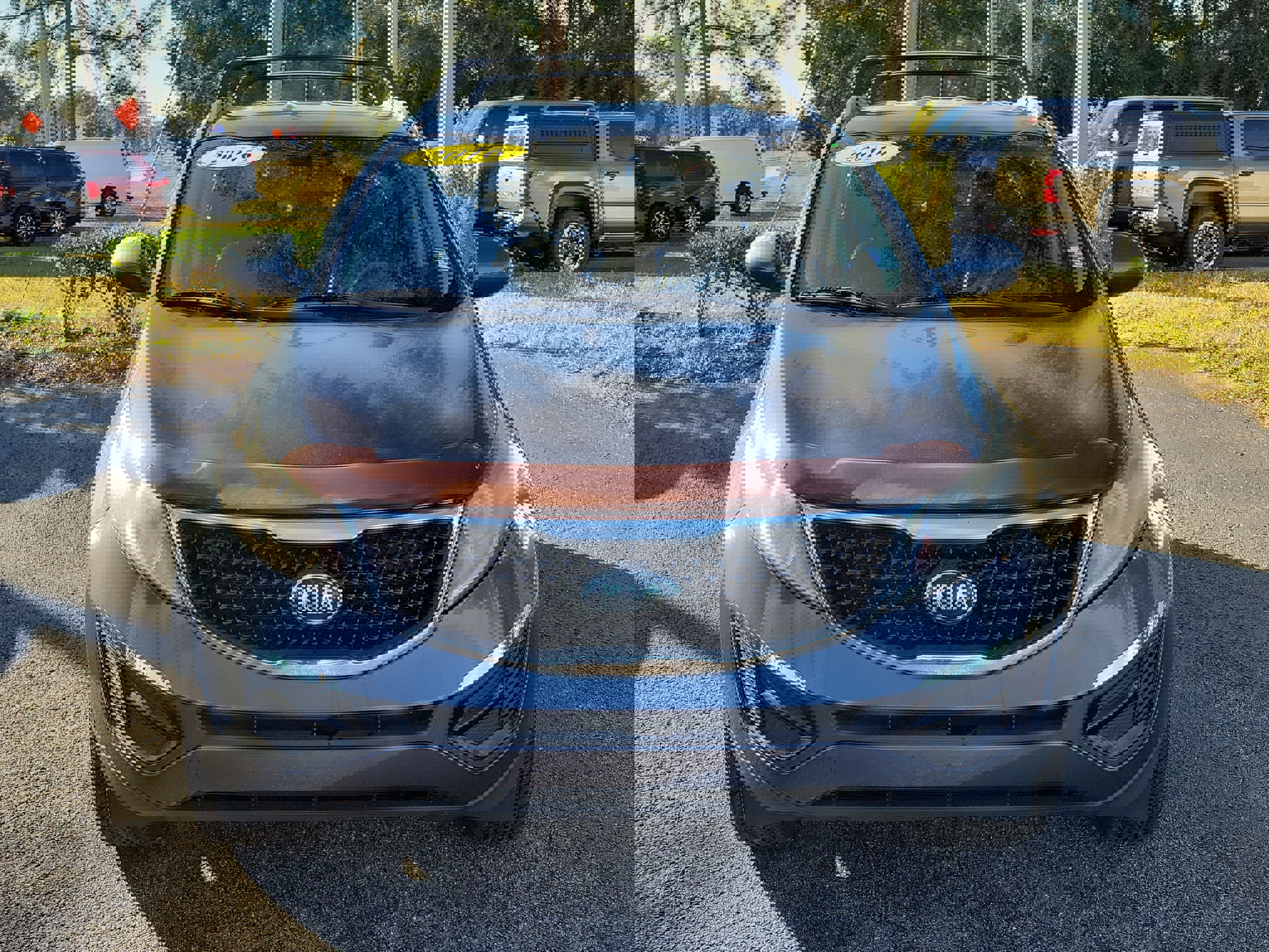 Used 2016 Kia Sportage EX image 2