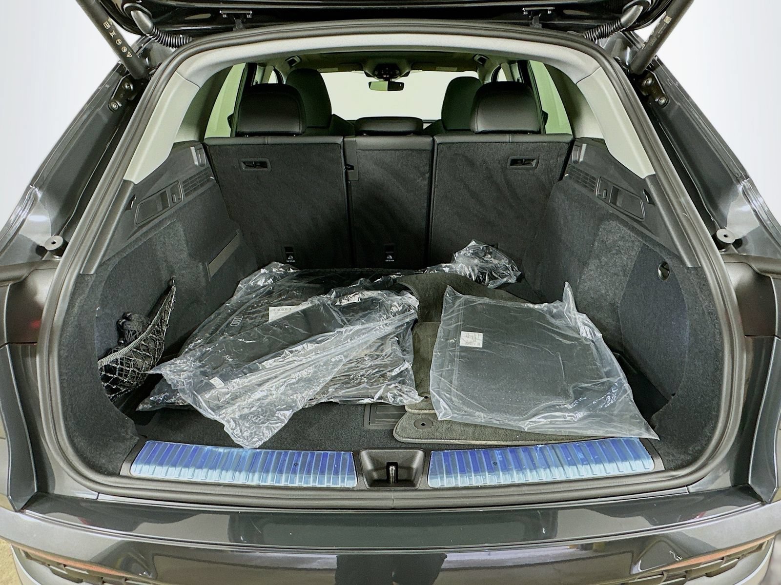 Used 2025 Audi Q5 Premium Plus w/ Premium Plus AWD/4WD image 39