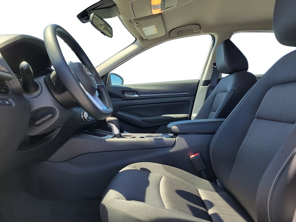 New 2026 Nissan Altima 2.5 SV FWD image 32