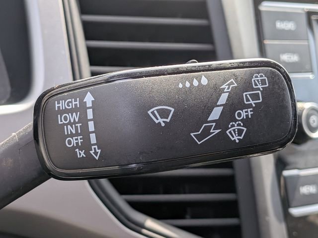 Used 2021 Volkswagen Atlas S image 21