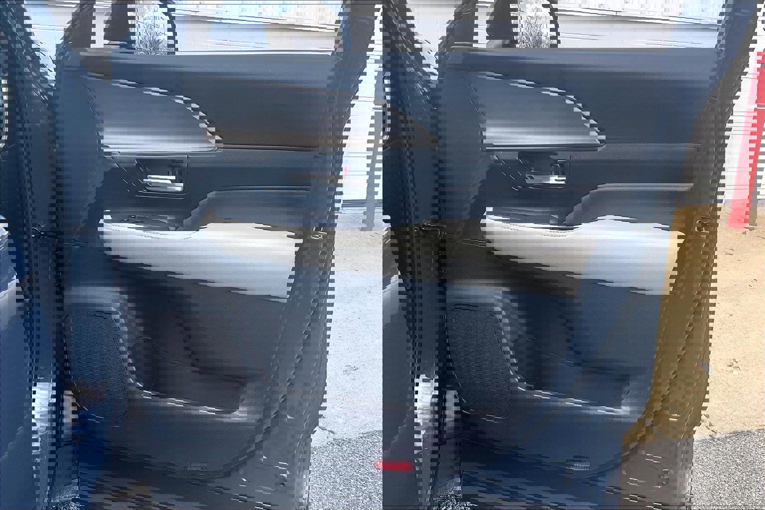 Used 2024 Toyota Grand Highlander XLE image 28