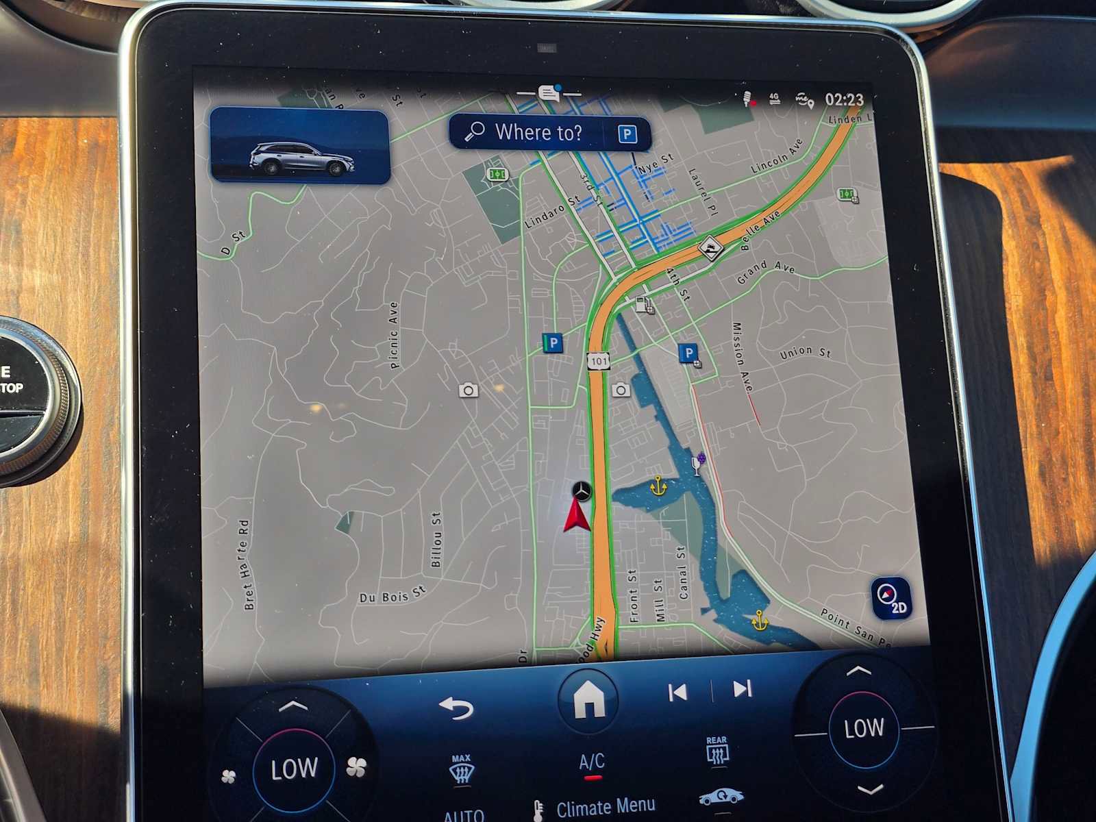 Used 2025 Mercedes-Benz GLC 350e 4MATIC image 31