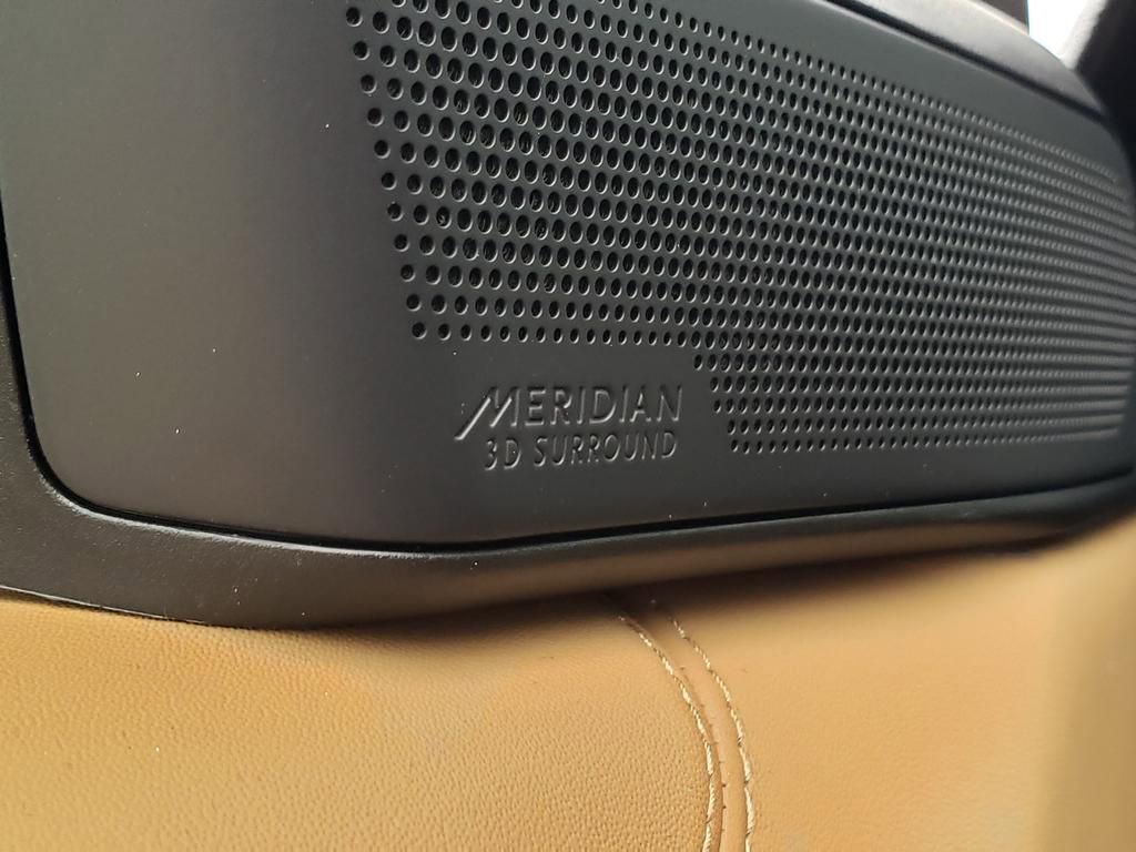 New 2025 Land Rover Range Rover SE image 21