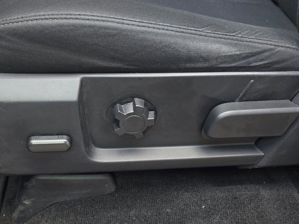 Used 2017 Ford Expedition EL XL w/ Equipment Group 101A image 30