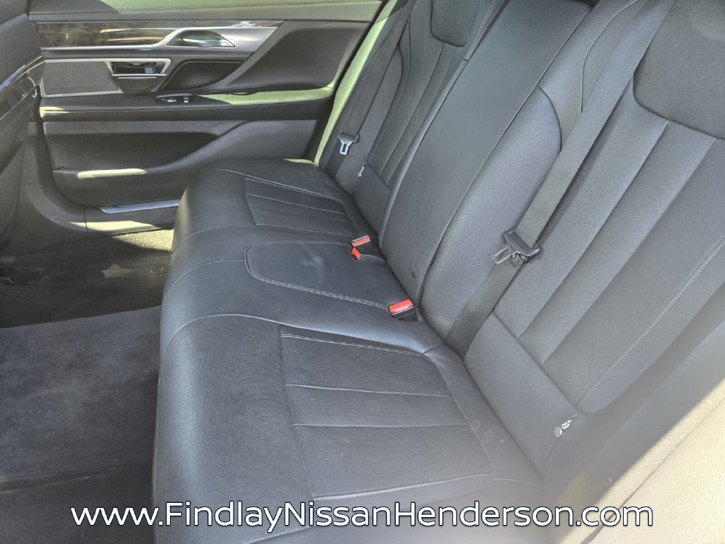 Used 2016 BMW 740i RWD image 14
