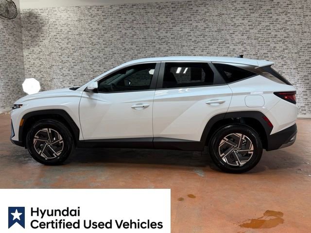 Certified 2026 Hyundai Tucson Blue SE w/ Tow & Go Package AWD/4WD image 4