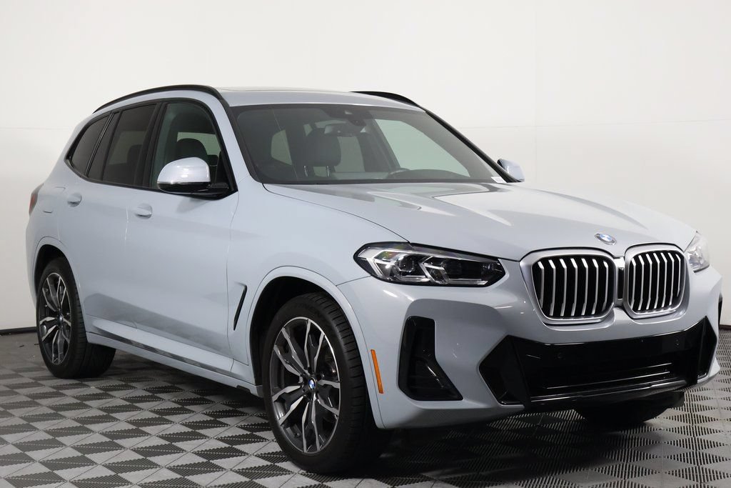 Used 2023 BMW X3 sDrive30i w/ M Sport Package RWD image 3