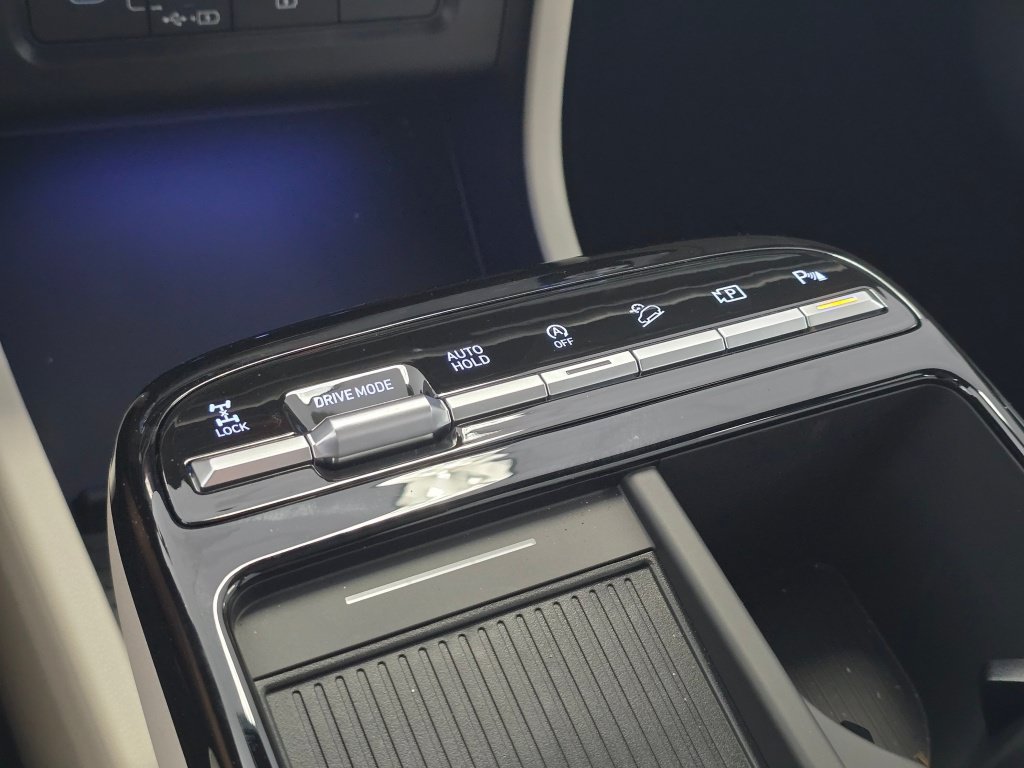 New 2026 Hyundai Tucson Limited AWD/4WD image 32