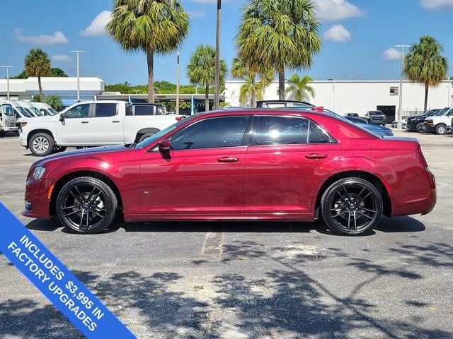 Used 2021 Chrysler 300 Touring L RWD image 6
