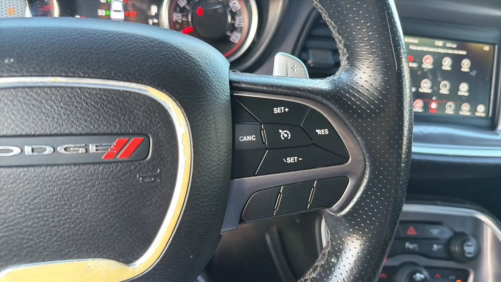 Used 2019 Dodge Challenger R/T RWD image 20