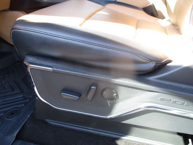 Used 2022 Ford F150 Lariat image 10