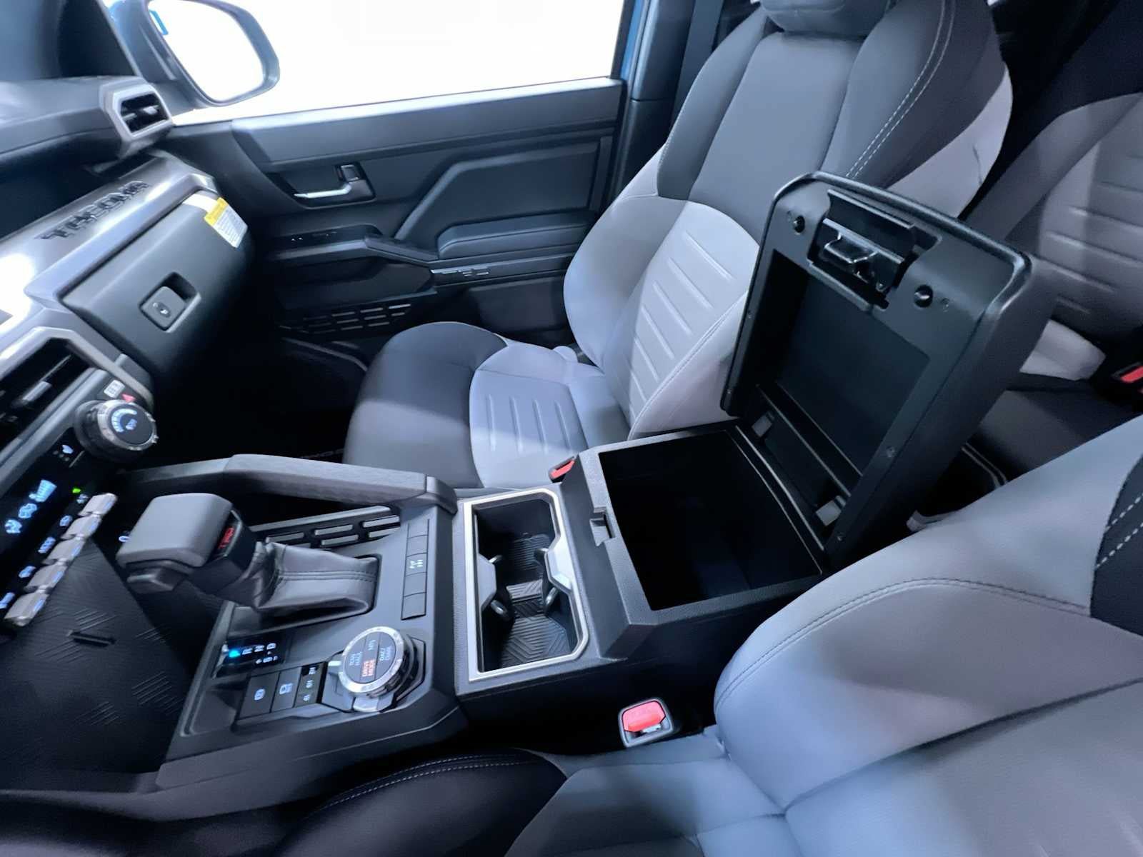 New 2026 Toyota Tacoma TRD Off-Road AWD/4WD image 28