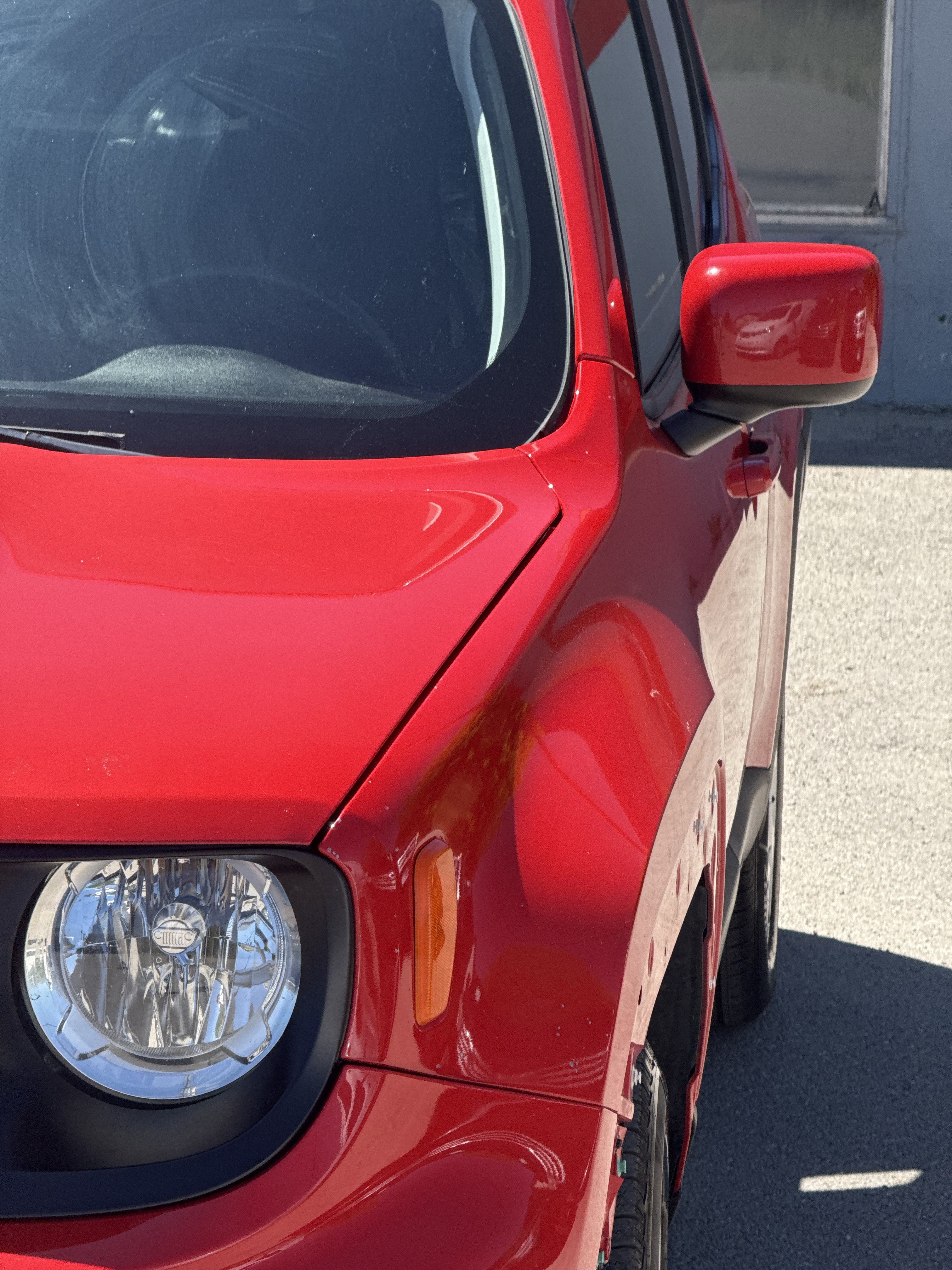 Used 2021 Jeep Renegade Latitude AWD/4WD image 25