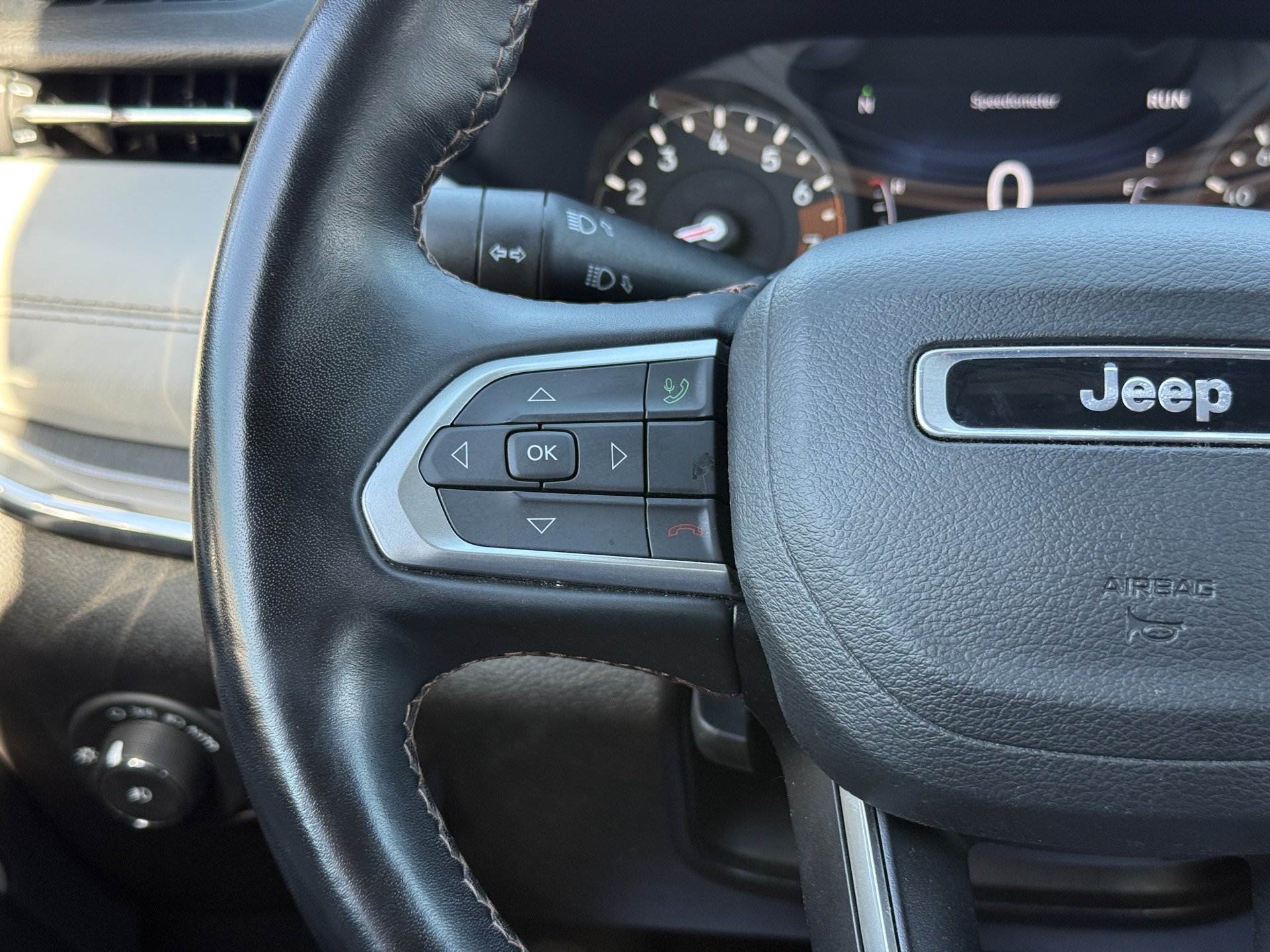 Used 2022 Jeep Compass Limited AWD/4WD image 21