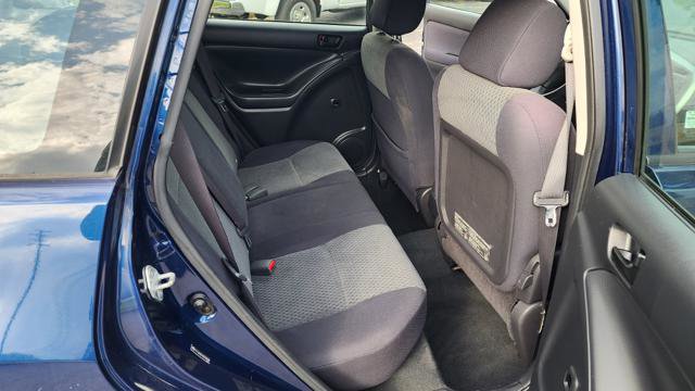 Used 2006 Toyota Matrix XR AWD/4WD image 17