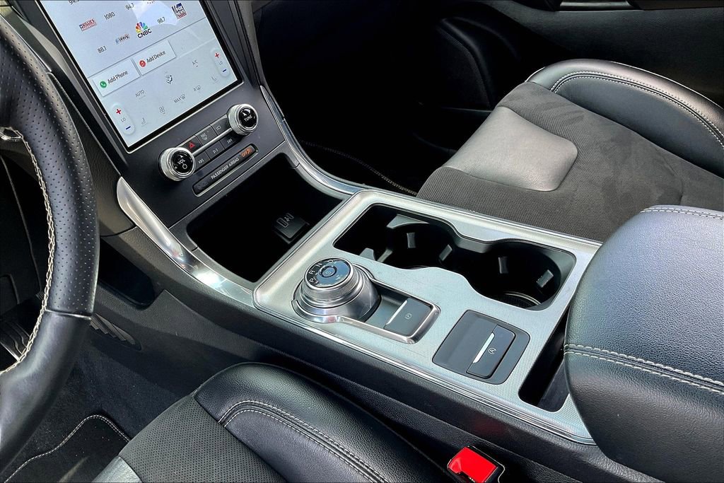 Used 2022 Ford Edge ST image 17