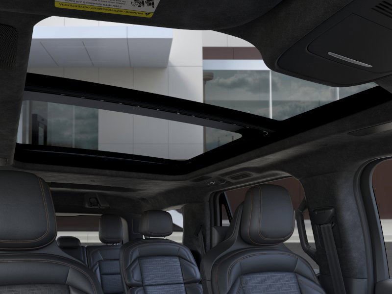 New 2025 Lincoln Navigator Black Label image 23