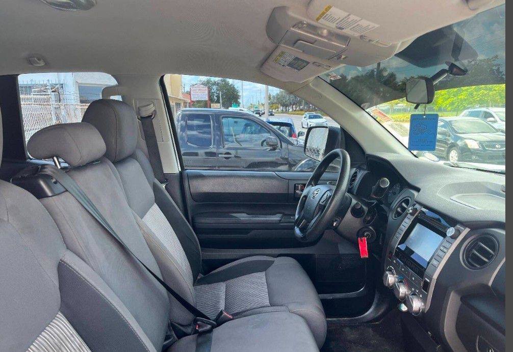 Used 2016 Toyota Tundra SR w/ Tow Package image 10