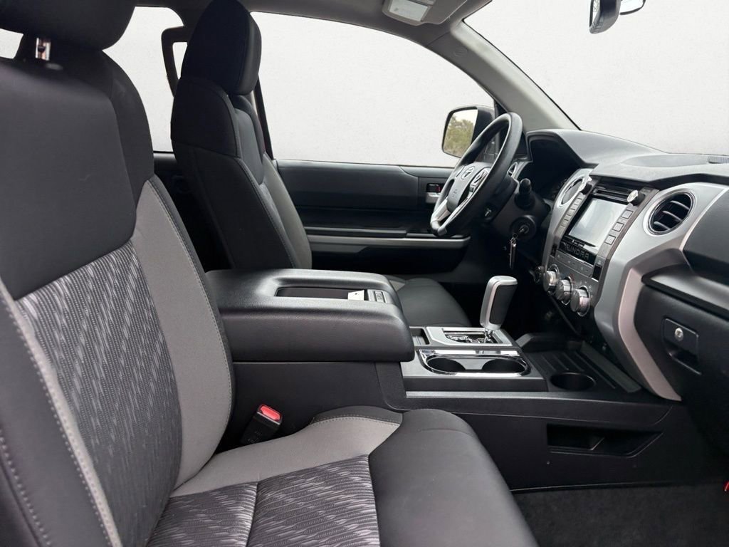 Used 2018 Toyota Tundra SR5 image 11