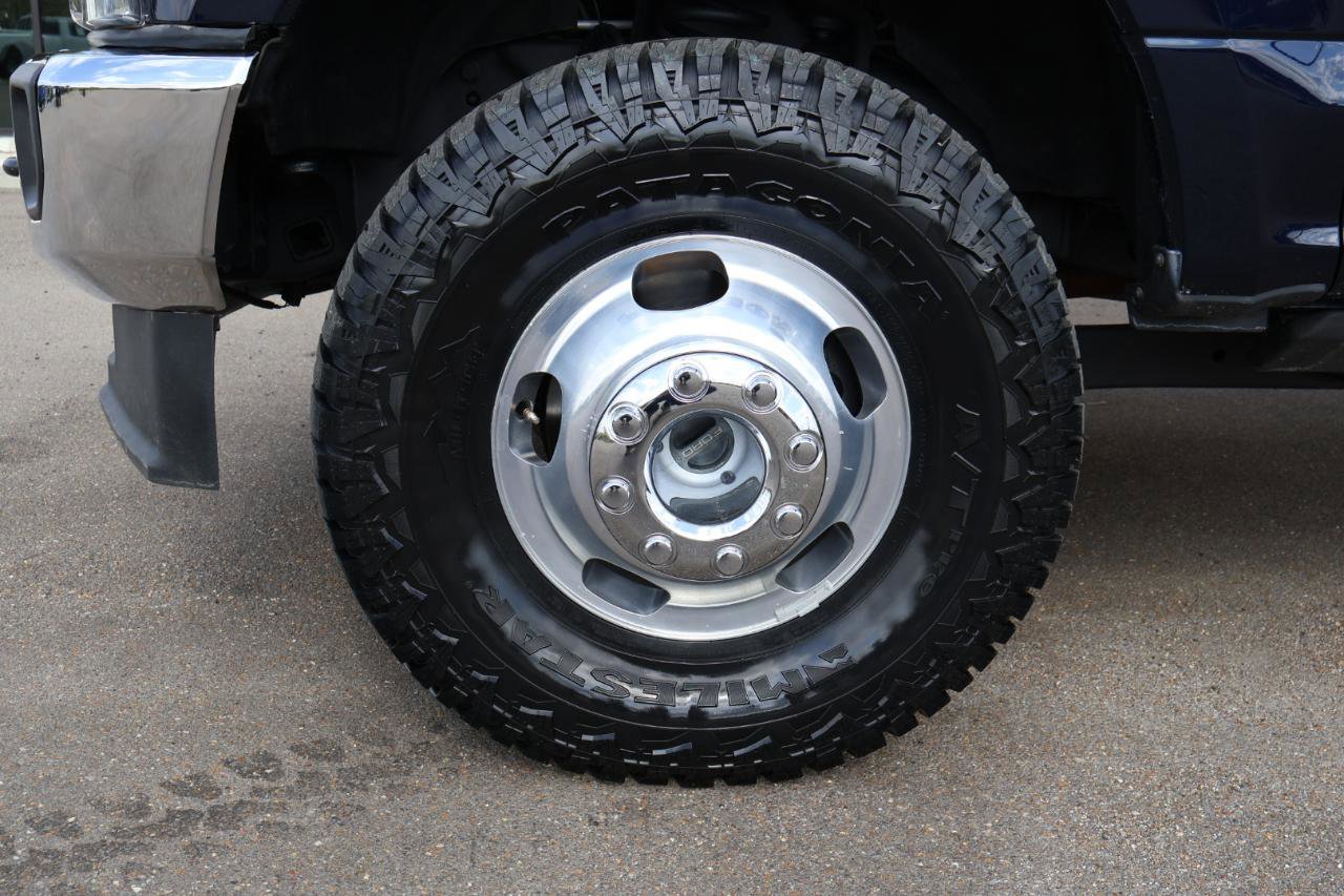 Used 2022 Ford F350 Lariat w/ Lariat Value Package image 14