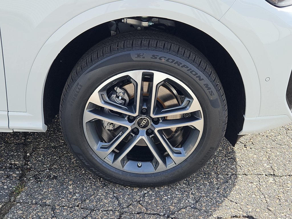 New 2026 Audi Q5 2.0T AWD/4WD image 4