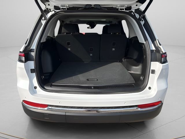 Used 2023 Jeep Grand Cherokee Laredo w/ Luxury Tech Group I image 24