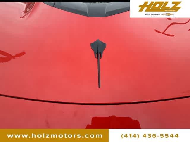 Certified 2022 Chevrolet Corvette Stingray Preferred Cpe w/ Engine Appearance Package RWD image 32