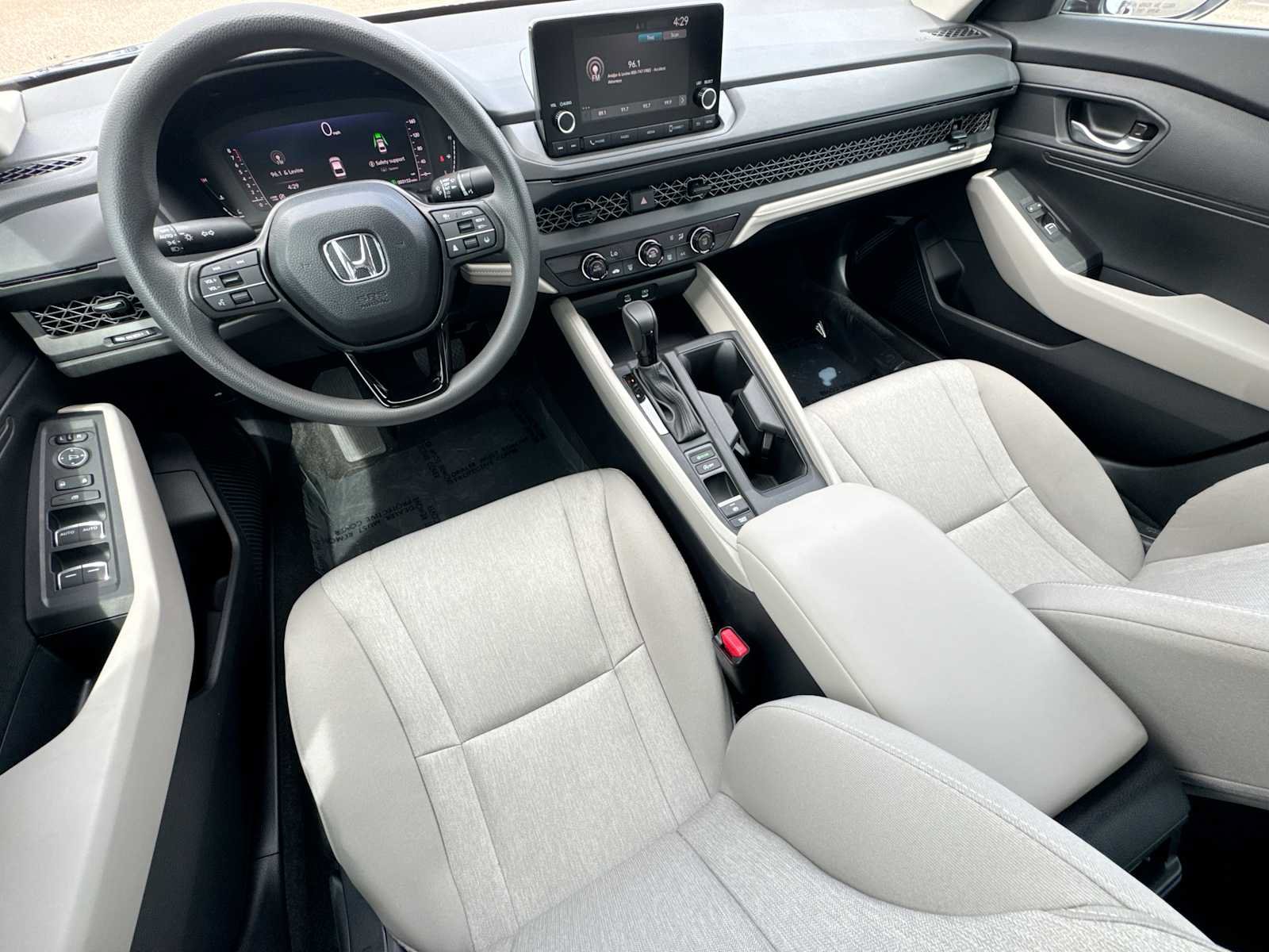 Certified 2025 Honda Accord LX image 21