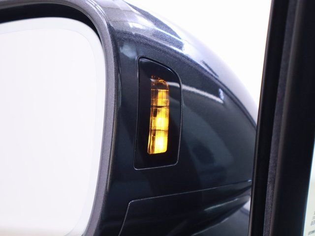 New 2024 Porsche Macan image 43