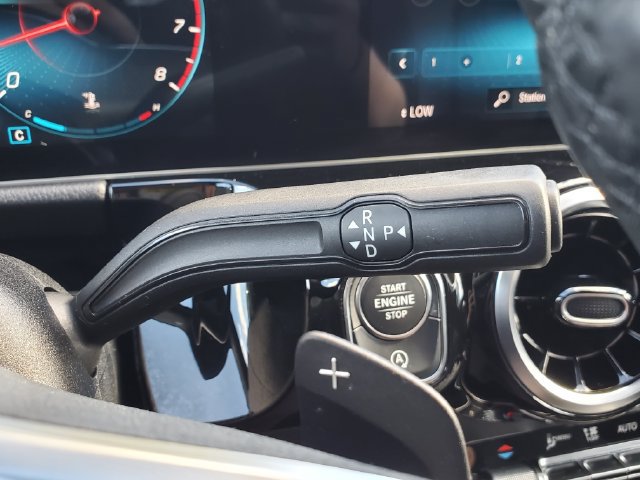 Used 2021 Mercedes-Benz GLA 250 4MATIC image 33