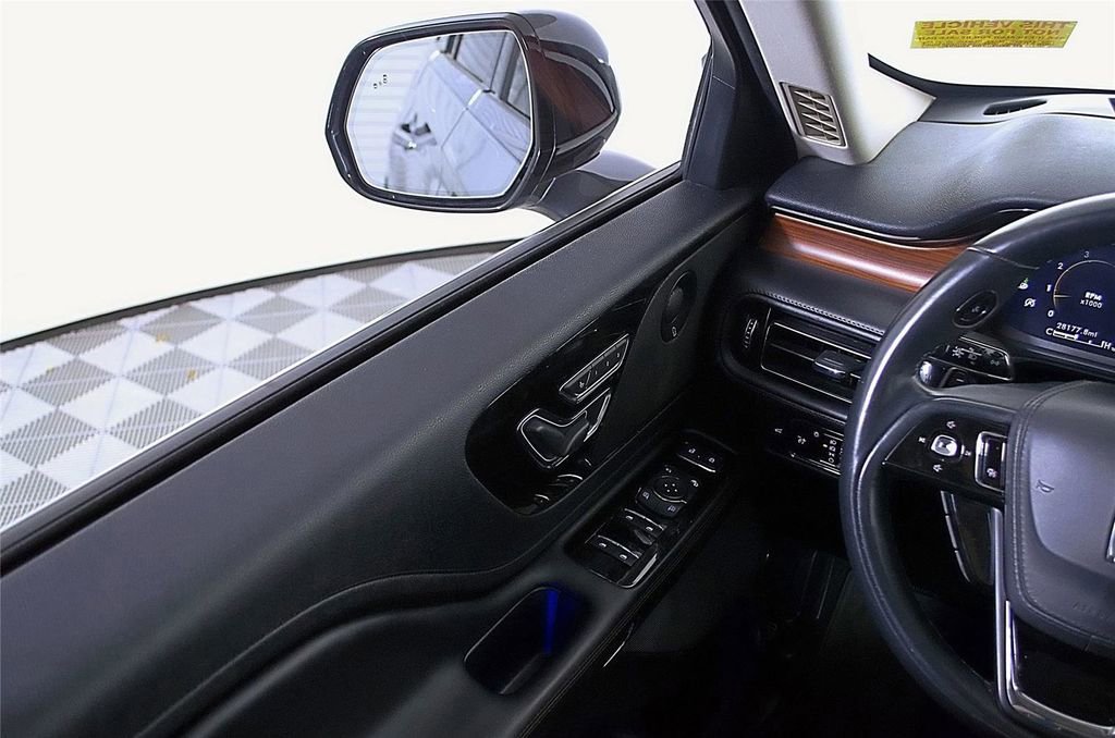 Used 2023 Lincoln Aviator Reserve w/ Equipment Group 201A image 24