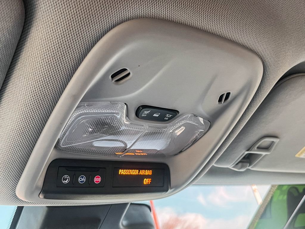 Used 2022 Chevrolet Bolt EUV LT image 31