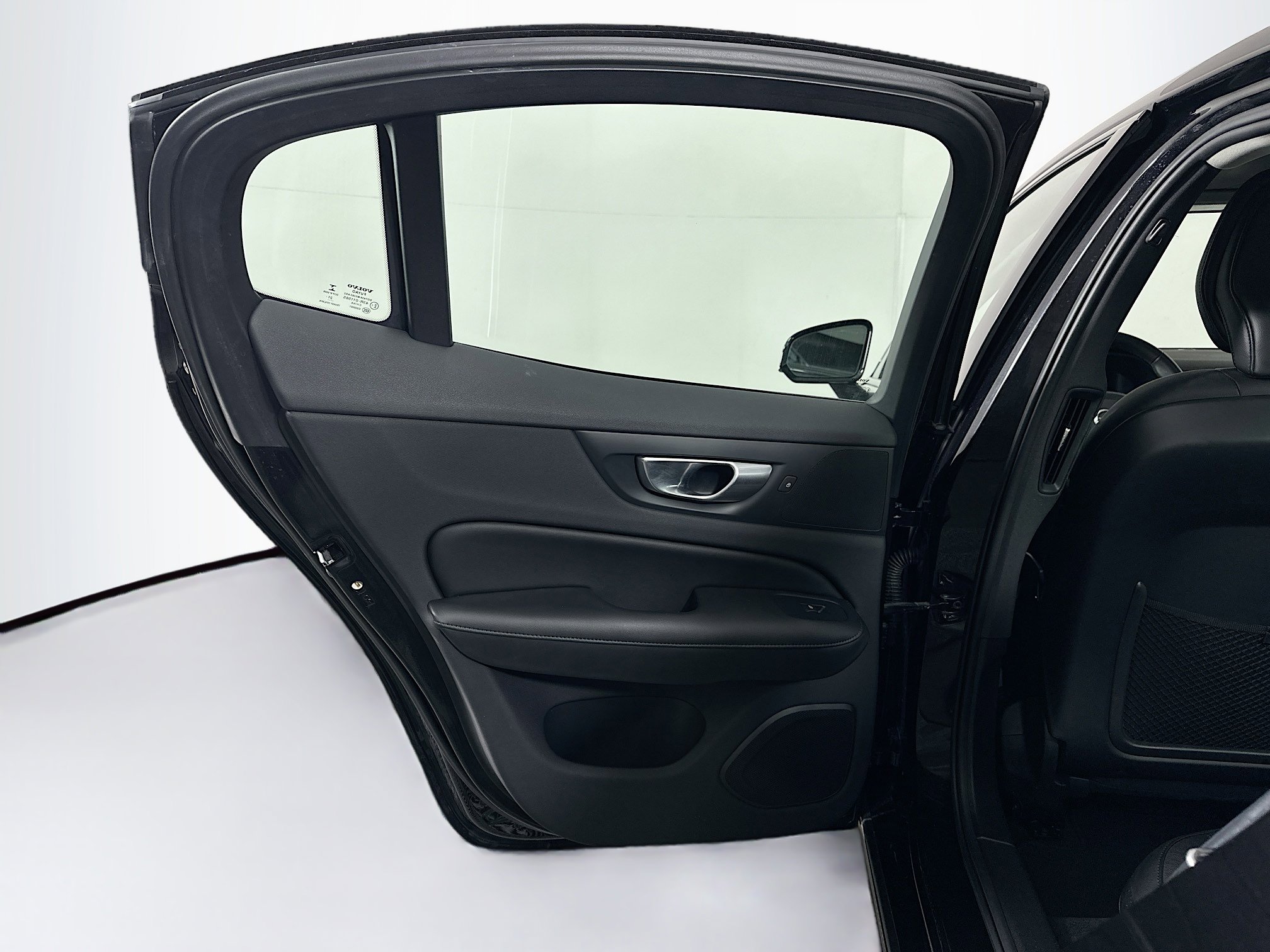 Used 2024 Volvo S60 B5 Core image 27